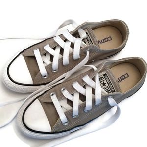 Converse Low Top Chuck Taylor All Star Gray Sz 6/4